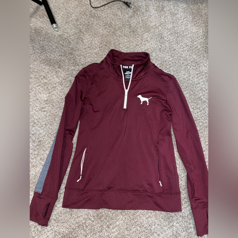 VS PINK ultimate pullover